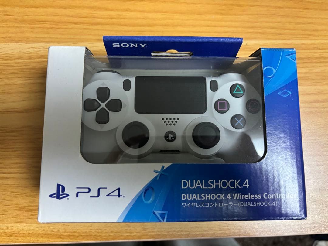 PS4 ワイヤレスコントローラー DUALSHOCK4 ホワイト　新品未使用
