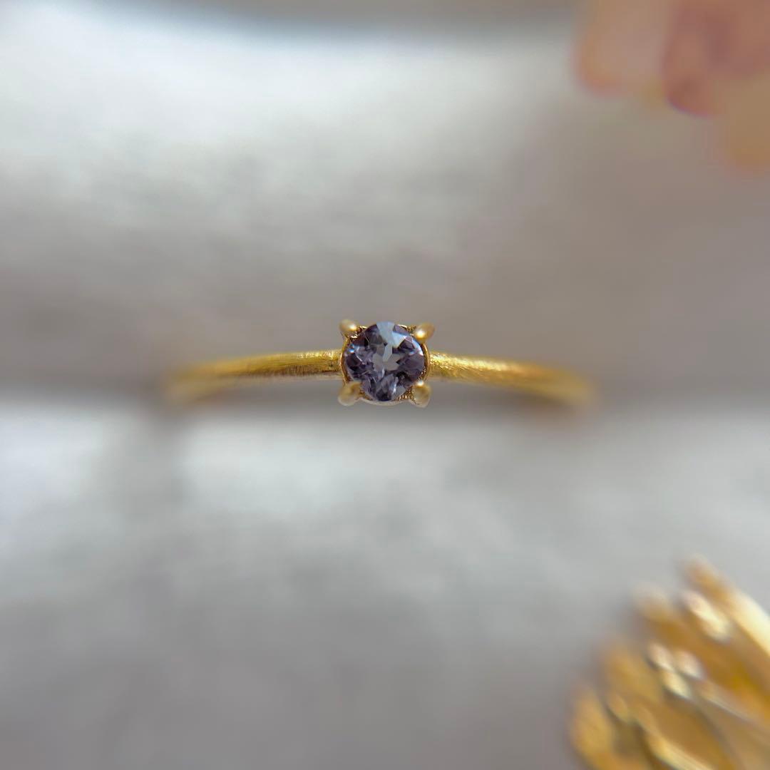 ベキリーブルーカラーチェンジガーネット