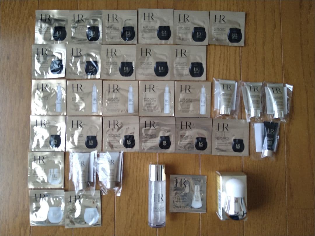 ヘレナルビンスタイン サンプル 33個