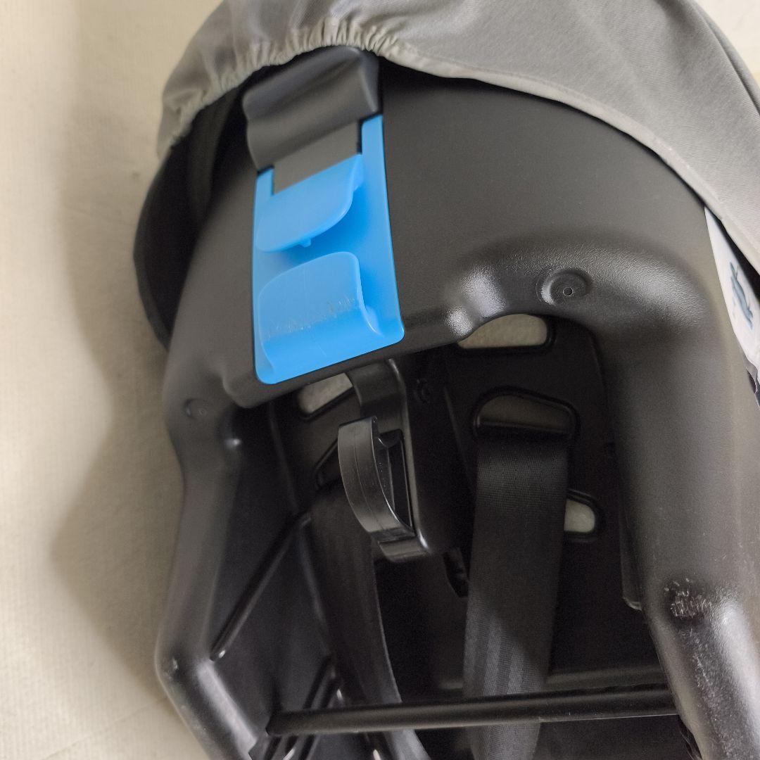 美品 Joie ベビーシート アイ・スナグ＋アイ・ベースのセット◆新生児～