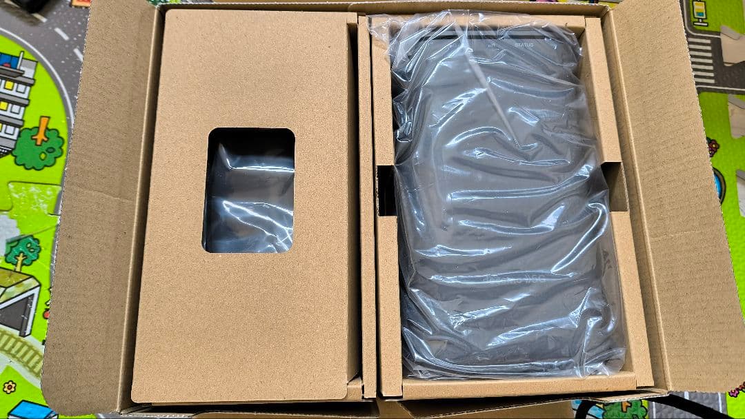 docomo  5G ルーターHR01【12/29値下げ】