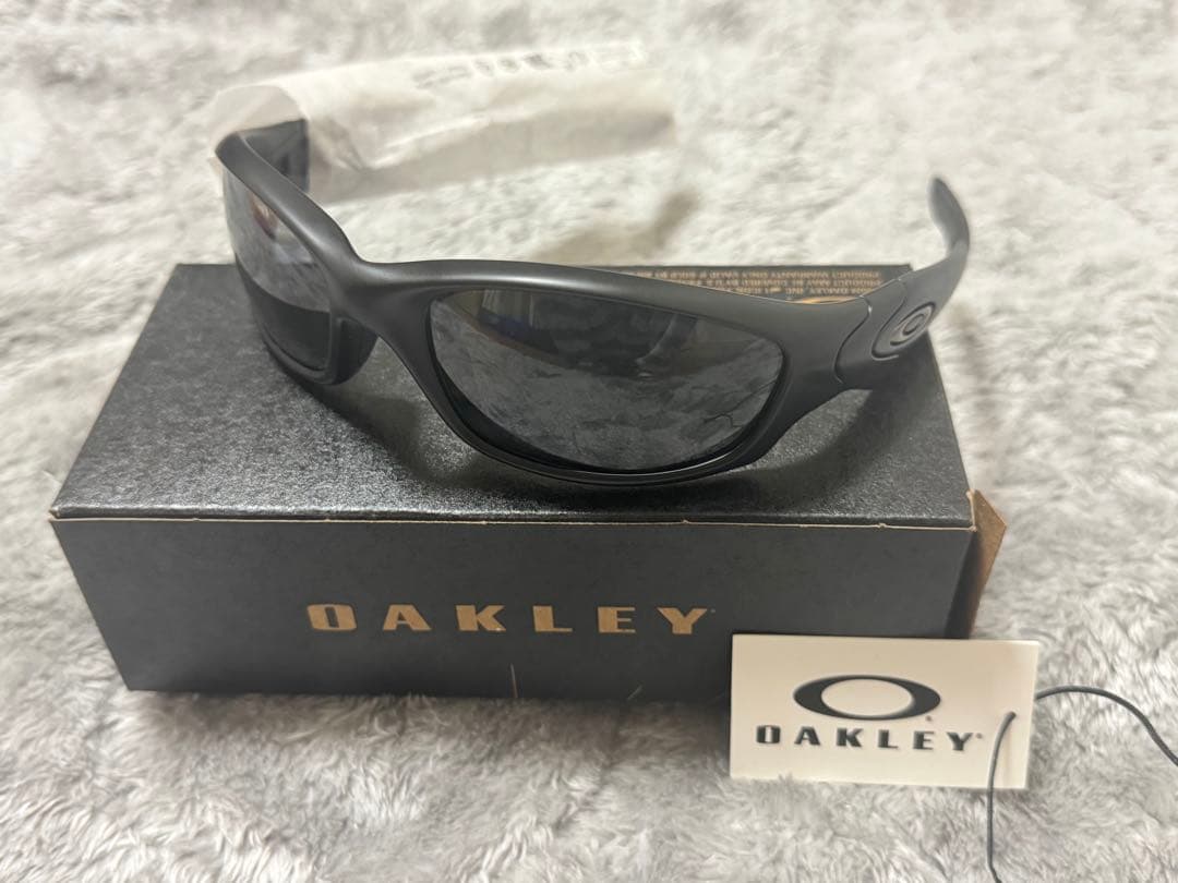 OAKLEYオークリーサングラスio
