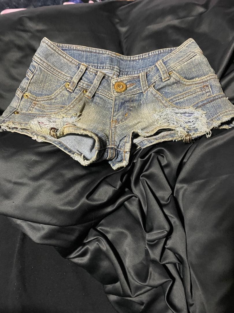 d.i.a ダメージラメ加工デニムショーパン