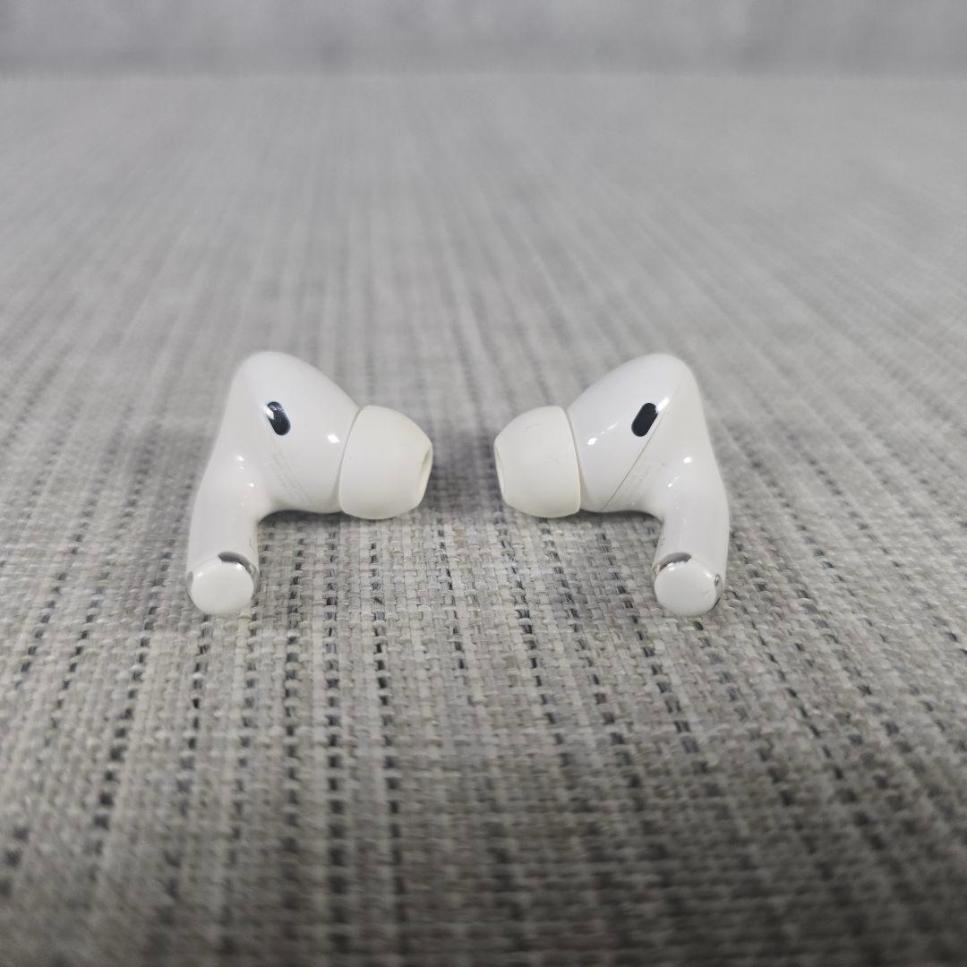 Apple　AirPods　PRO　本体　イヤホン　 ホワイト 充電ケース　箱付