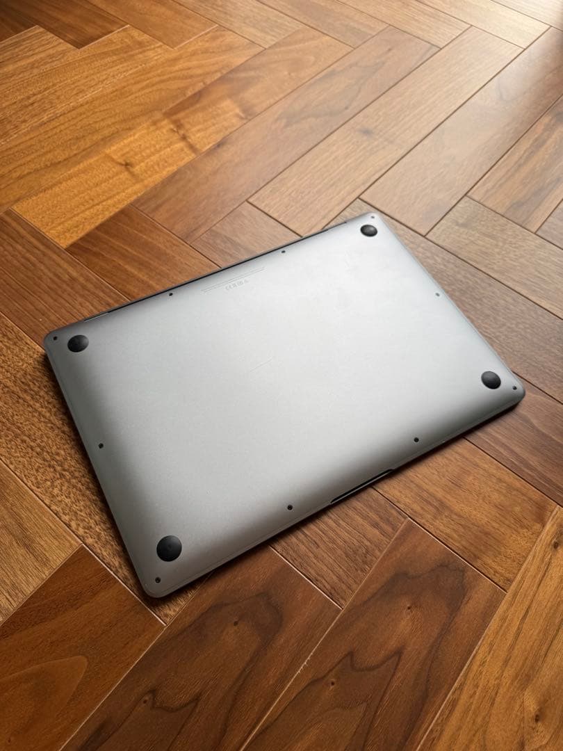 MacBook本体 Macbook Air 8GB/256GB A2179 MWTJ2J/A