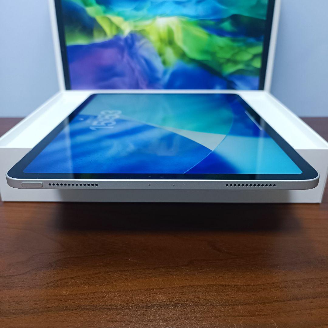 (美品) iPad Pro 11インチ 第2世代 256GB、 Keyboard