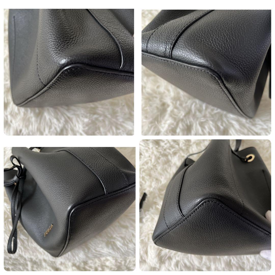 未使用級✨フルラ コスタンザ 巾着バッグ ショルダーストラップ付き レザー 黒