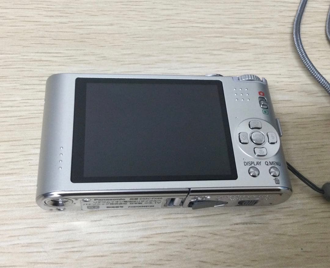 Panasonic LUMIX コンパクトデジタルカメラ DMC-FX66