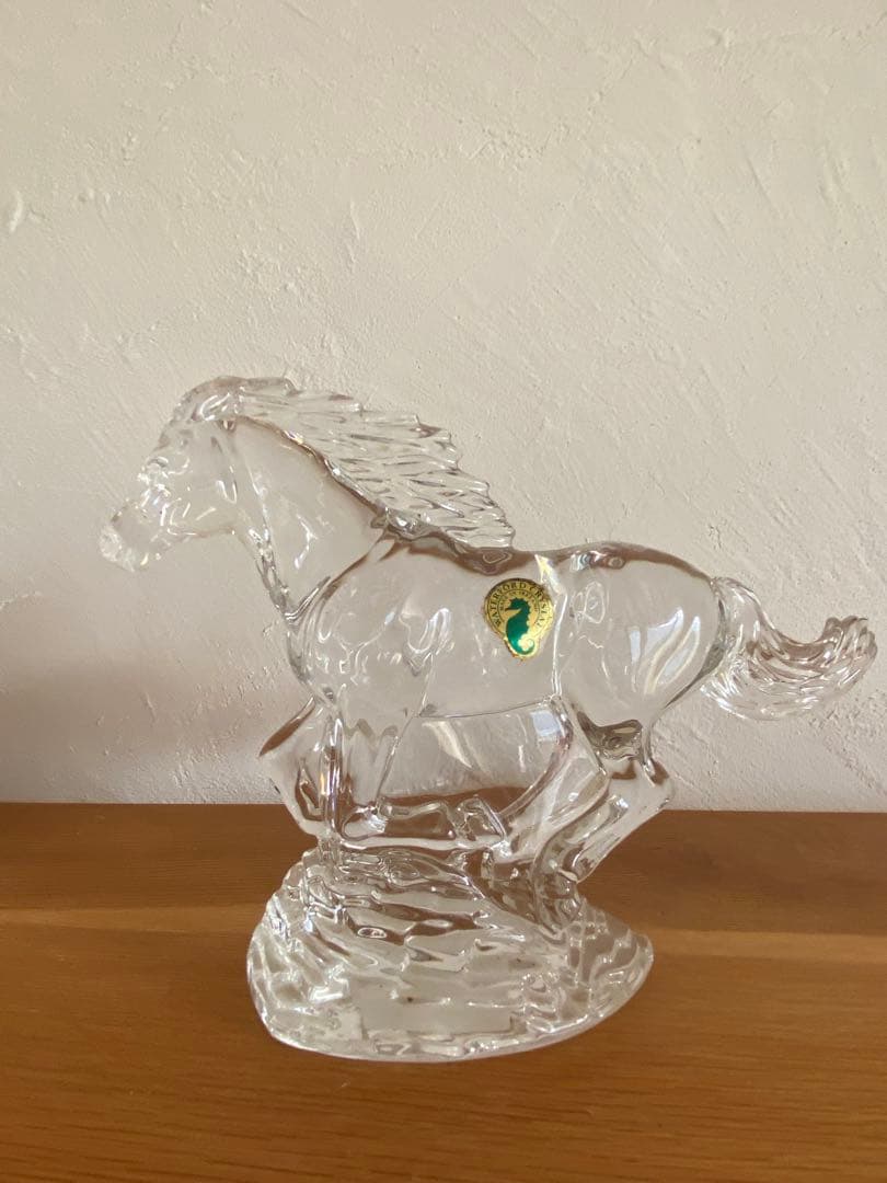 クリスタル　Running Horse