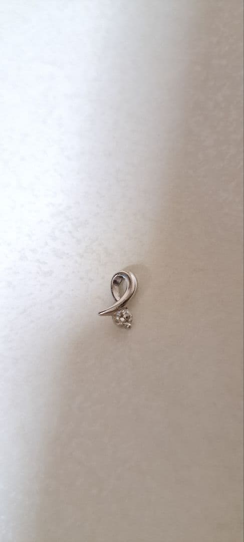 ダイヤモンドペンダントトップ0.1ctプラチナ900