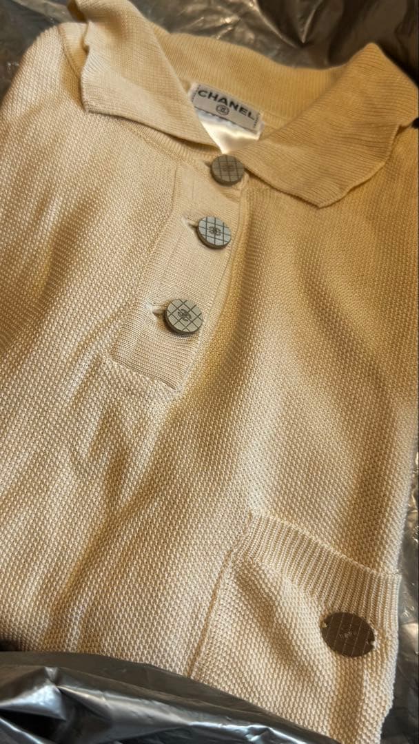 【26日まで】CHANEL クリーム色 ポロシャツ 半袖