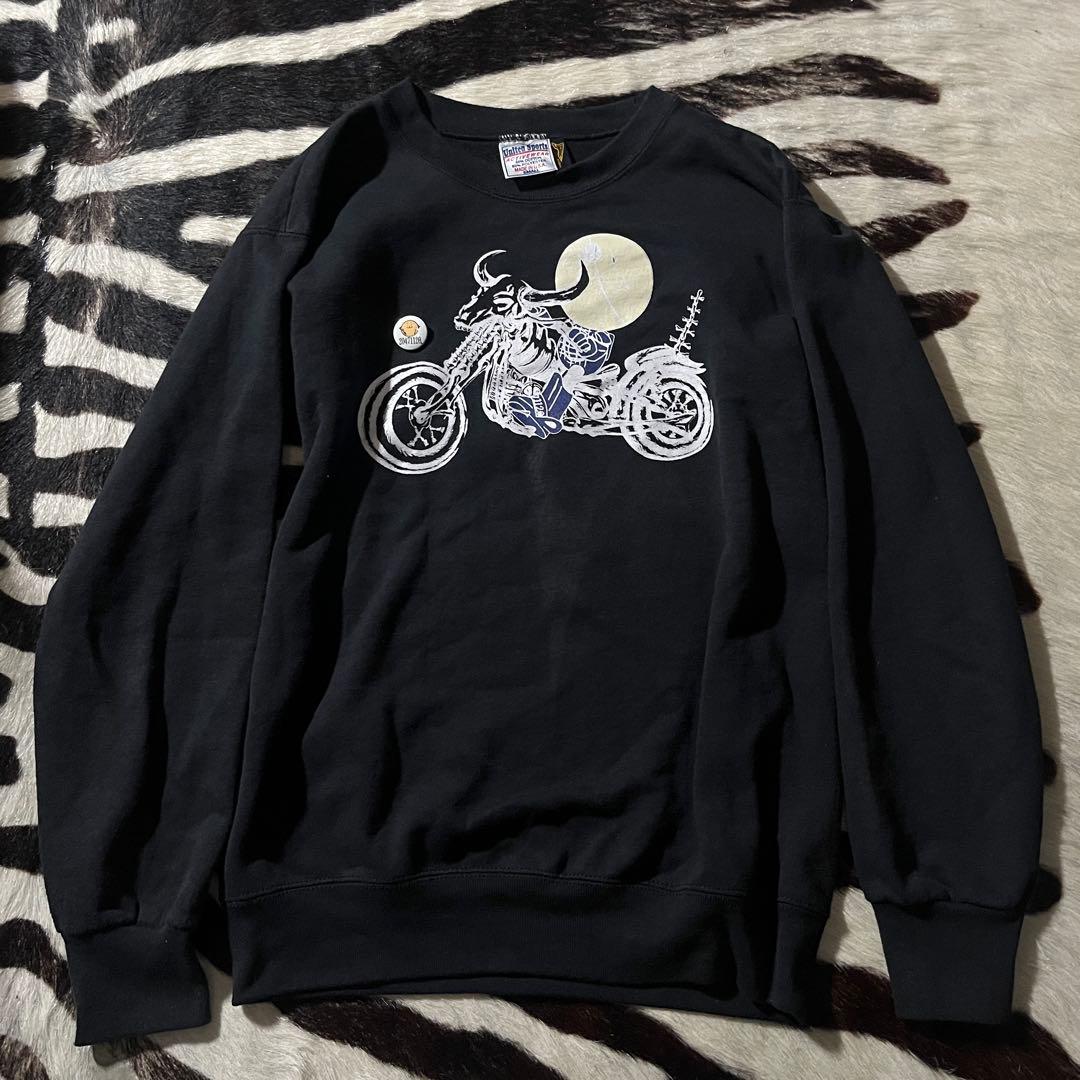 20471120 hyoma スウェット 交信 缶バッチ付き トライベンティ