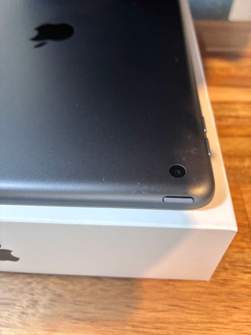 Apple iPad 8世代 スペースグレー 32GB