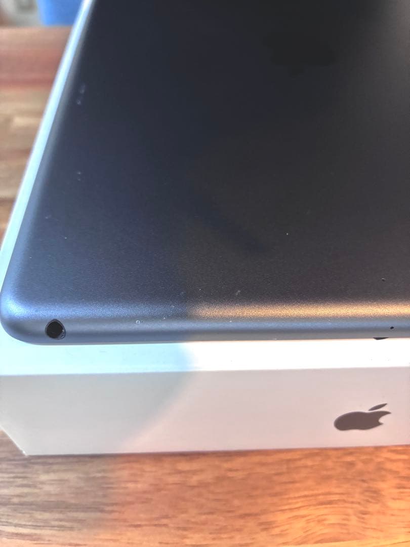 Apple iPad 8世代 スペースグレー 32GB