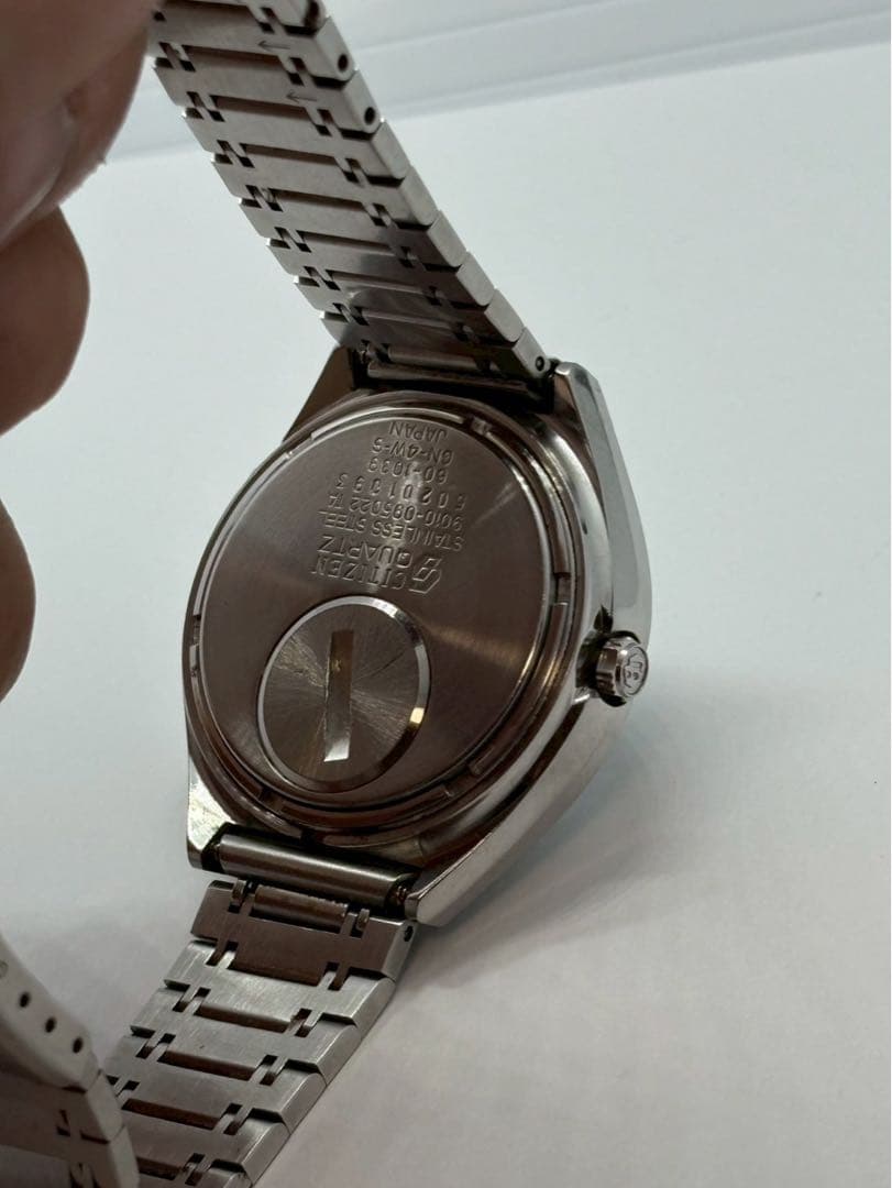 CITIZEN CRYSTRON LC 4-095616 デジタル腕時計