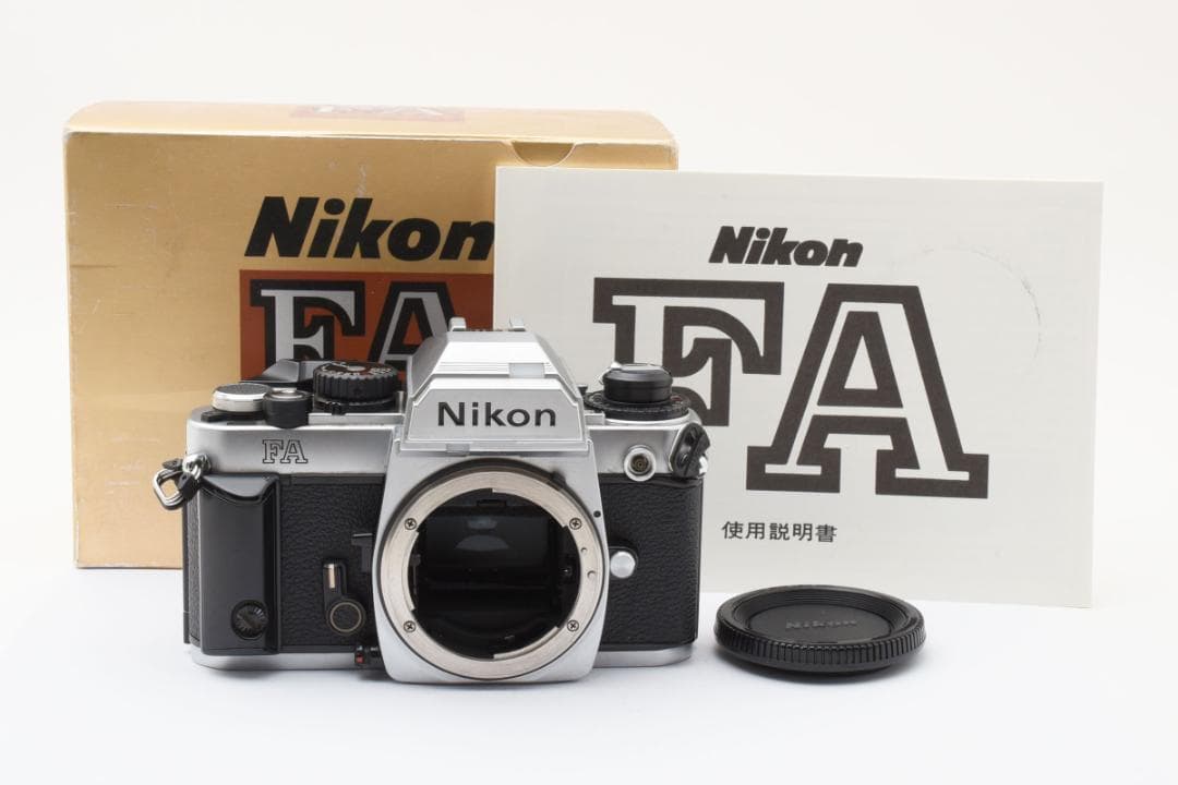 超美品 NIKON FA シルバー 箱付き　説明書付 モルト新品交換済 B204