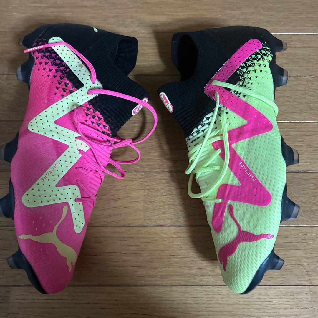 プーマ　サッカースパイク　キーパーグローブ　セット