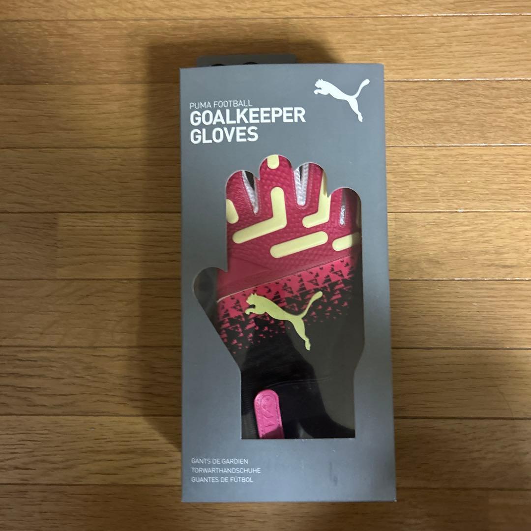 プーマ　サッカースパイク　キーパーグローブ　セット