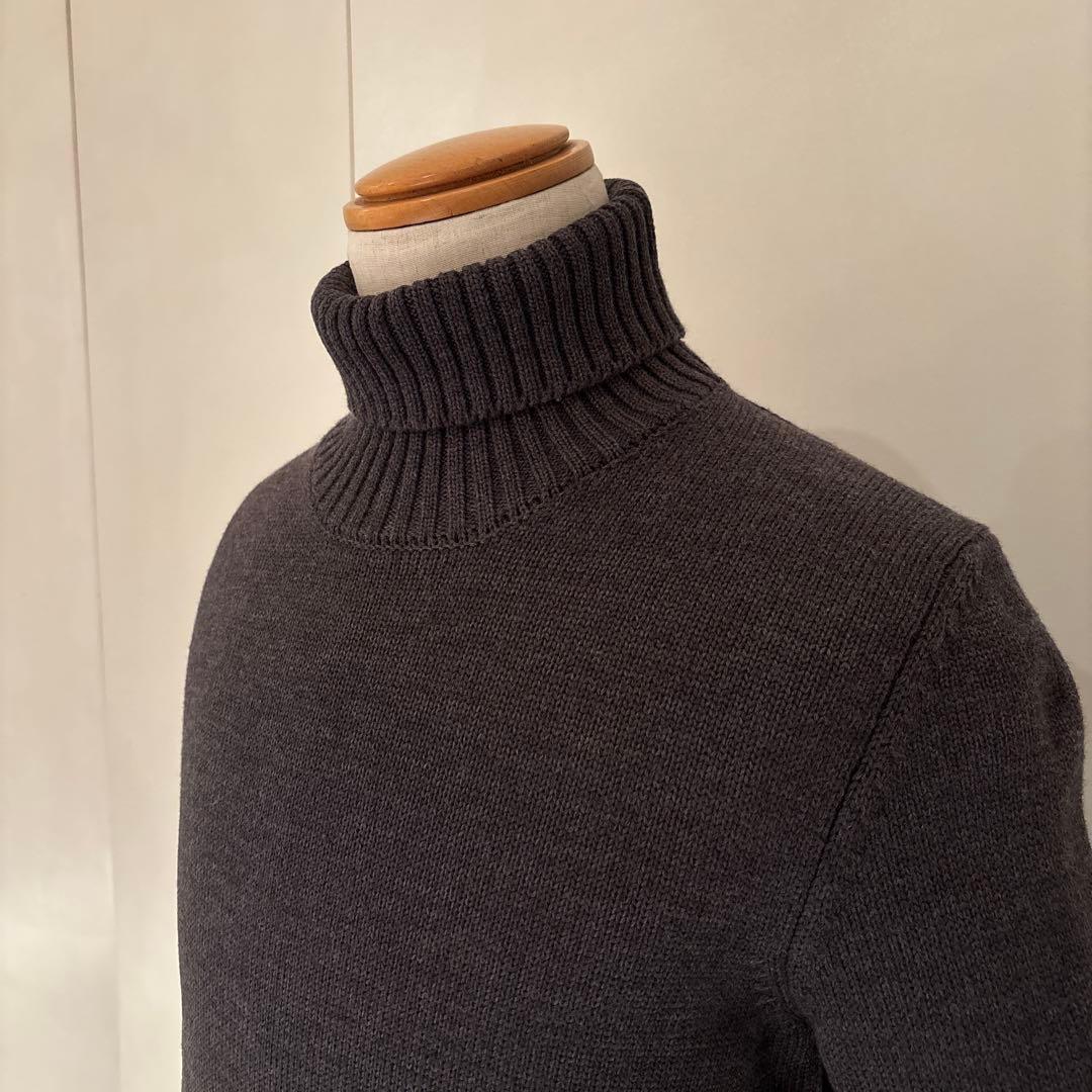 ザノーネ／タートルネックニット／5ゲージ／チャコールグレー／48