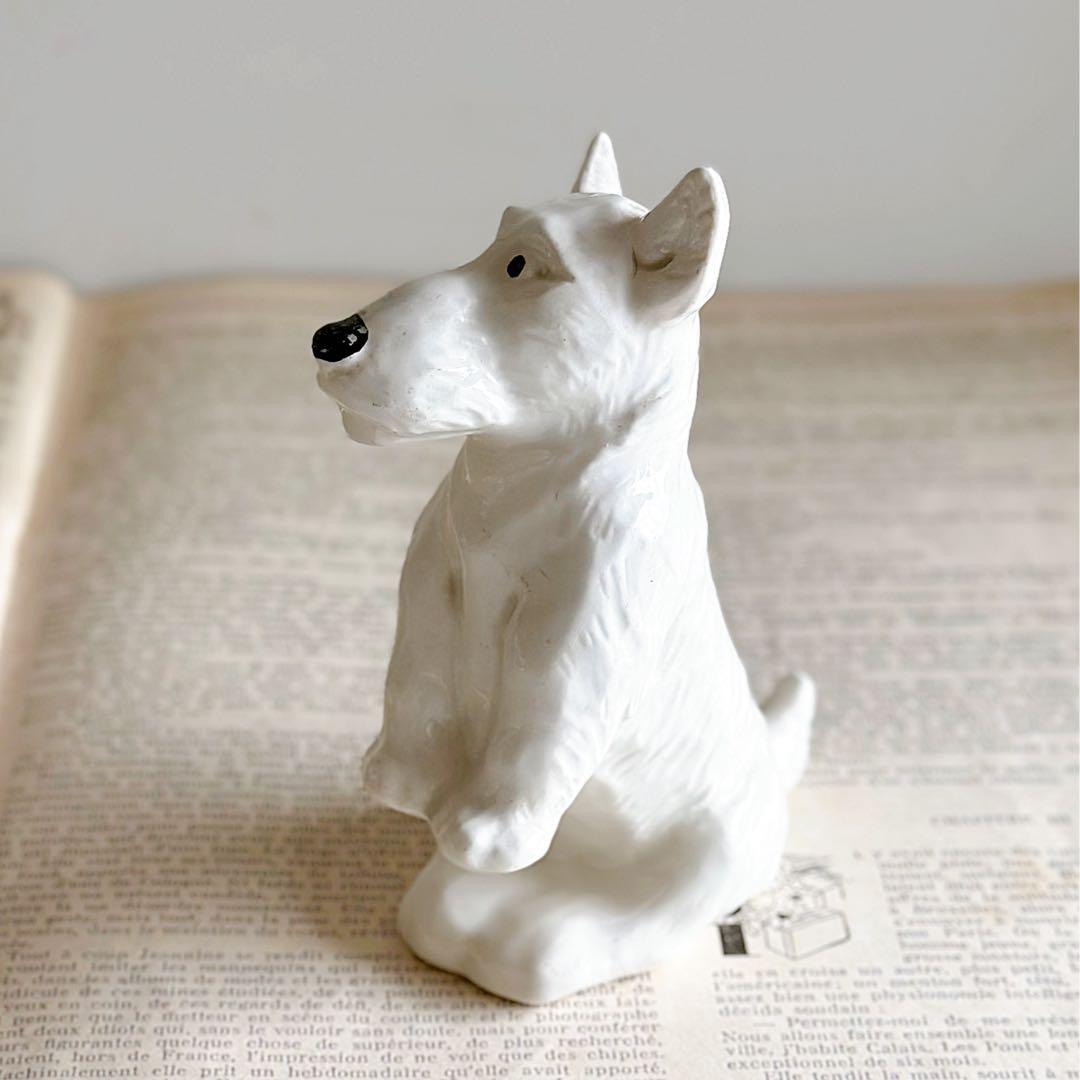 サルグミンヌ Sarreguemines 犬のフィギュリン アンティーク