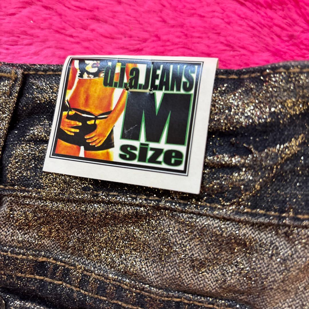 d.i.a. ダメージ加工 ショートパンツ Mサイズ