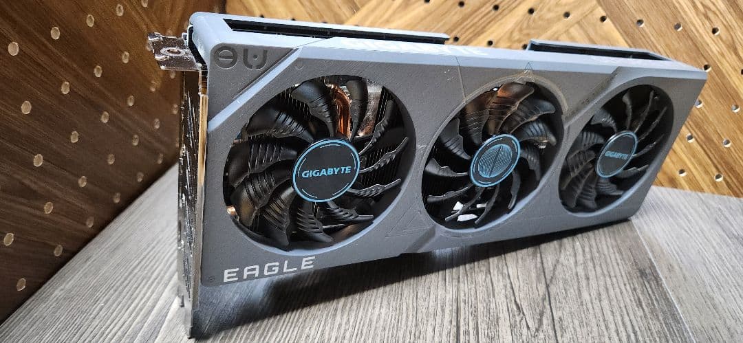 グラフィックボード・グラボ・ビデオカード GIGABYTE GEFORCE RTX 4060 Ti EAGLE 8G