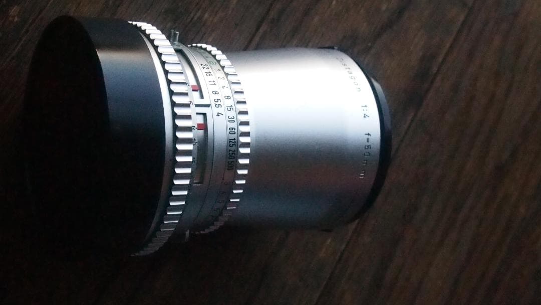 Carl Zeiss Distagon T* 50mm f/4 レンズ