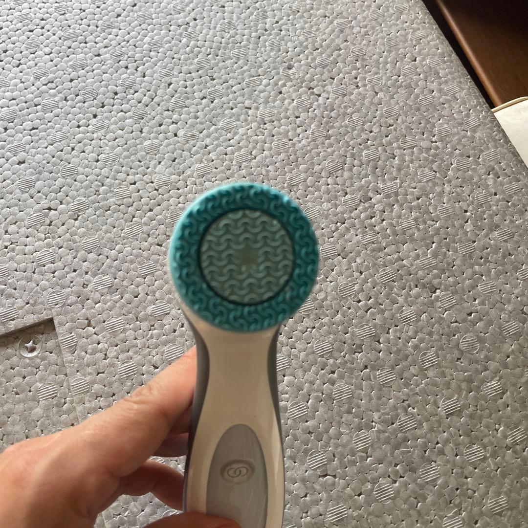 ルミスパ　ニュースキン　洗顔ブラシ ホワイト/ブルー