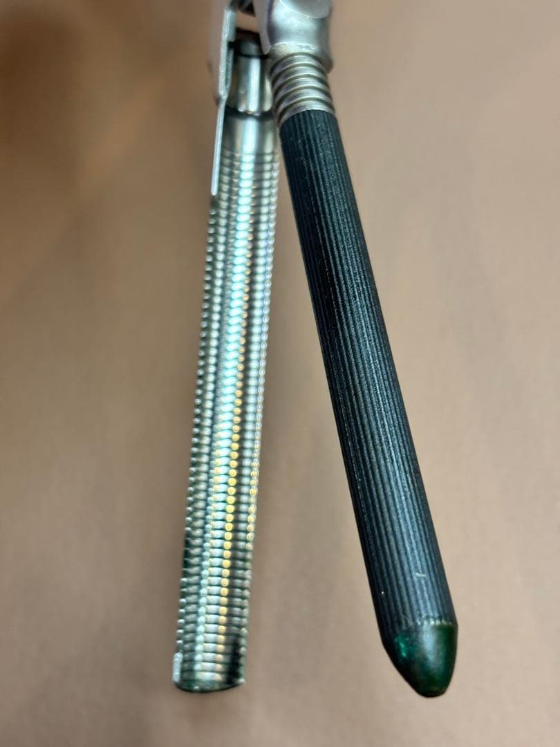 超美品　HAKKO HI-MIC 8ミリ丸アイロン　/レンツアイロン