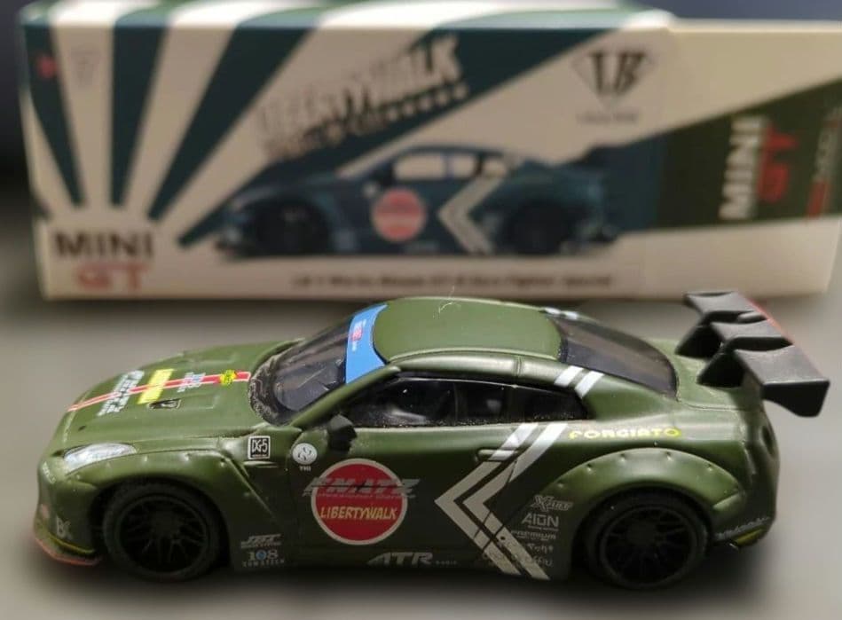 え*い様 MiNiGT LBWORKS GT-R zero fighter