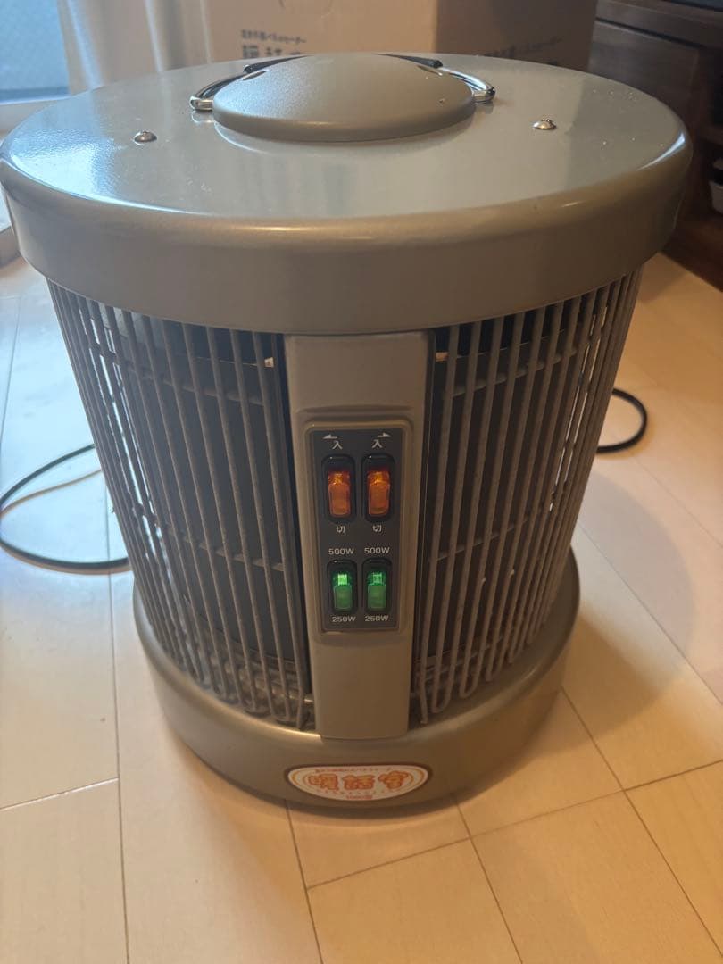 サン 1000型 電気ヒーター 円筒形　談話室　DAN1000-R16