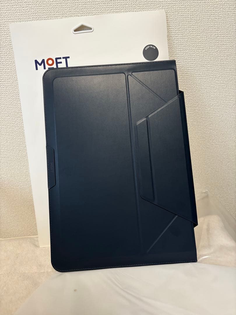 MOFT MB002-1-13B-DEBU 13.314キャリーケース＆スタンド