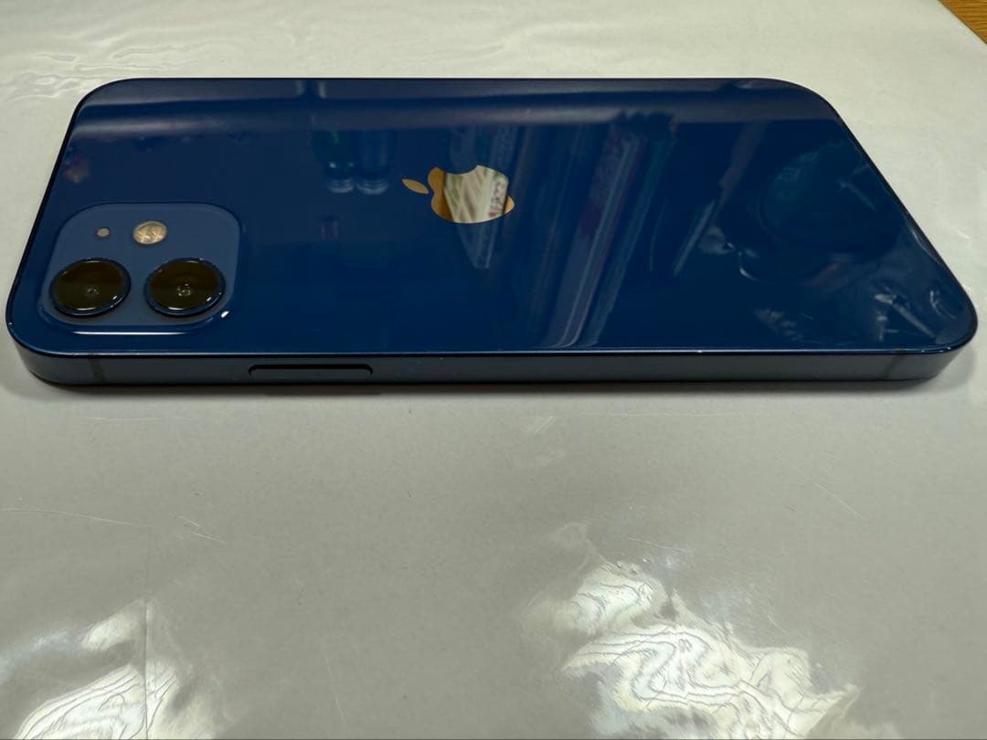 iPhone12 ブルー