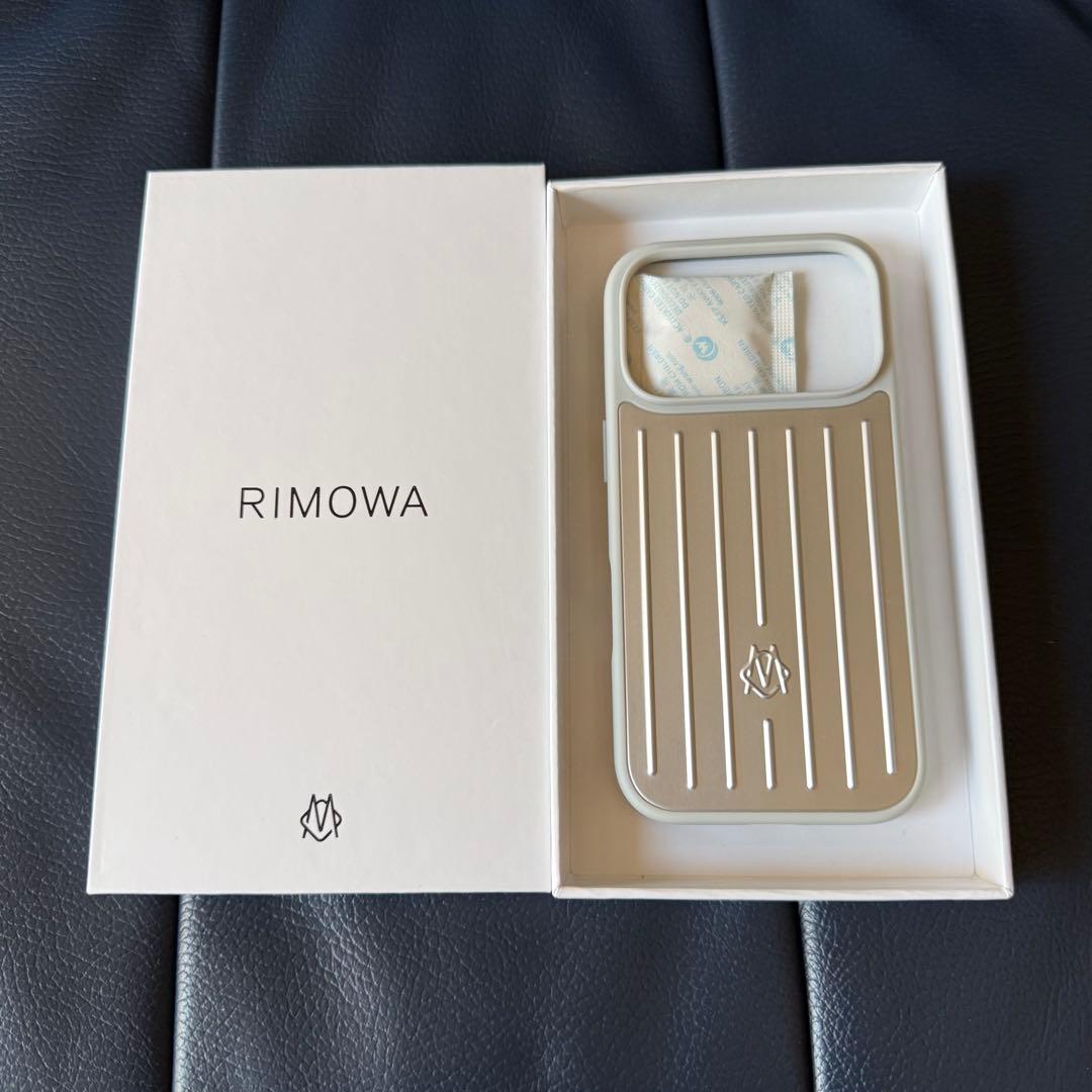 【正規品】RIMOWA iPhone 17pro アルミニウムケース