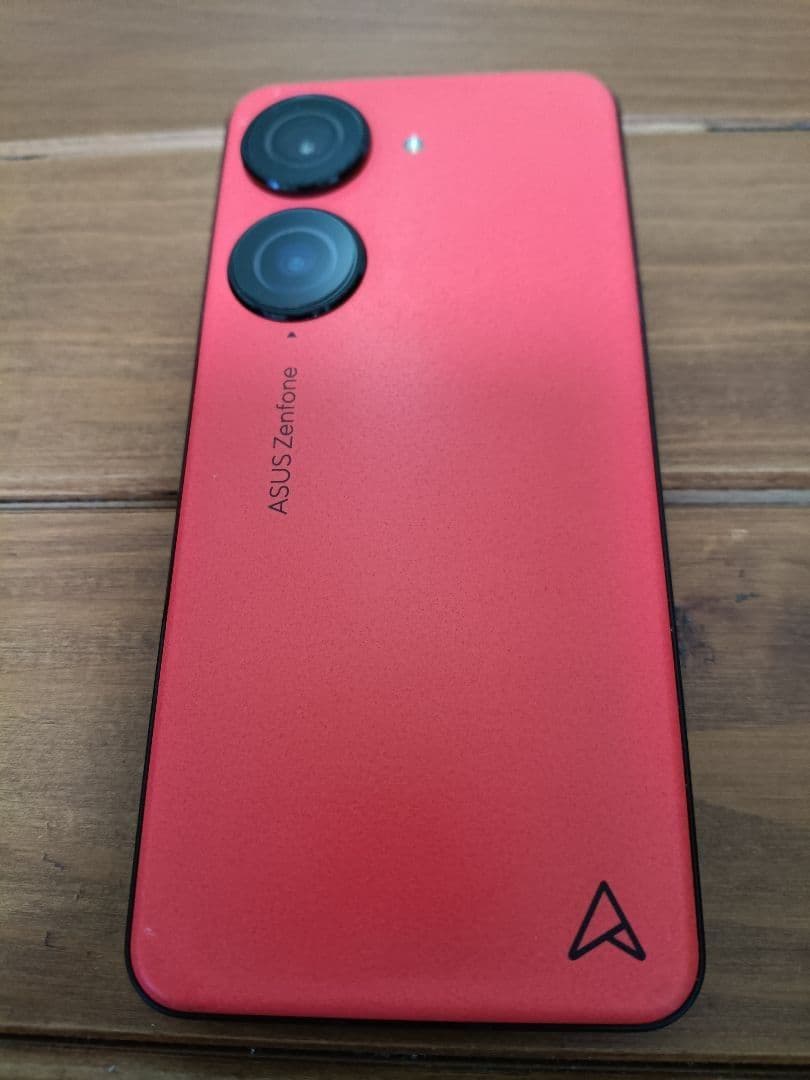 美品 おまけ付 ASUS Zenfone10 ROM256GB レッド