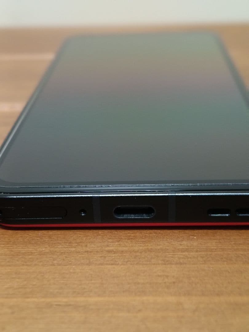 美品 おまけ付 ASUS Zenfone10 ROM256GB レッド