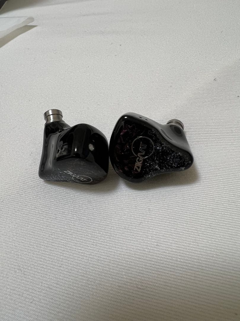 イヤホン ZIIGAAT ODYSSEY 1DD+3BA