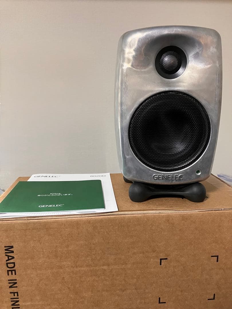 GENELEC 8020DRwM モニタースピーカー RAWフィニッシュ