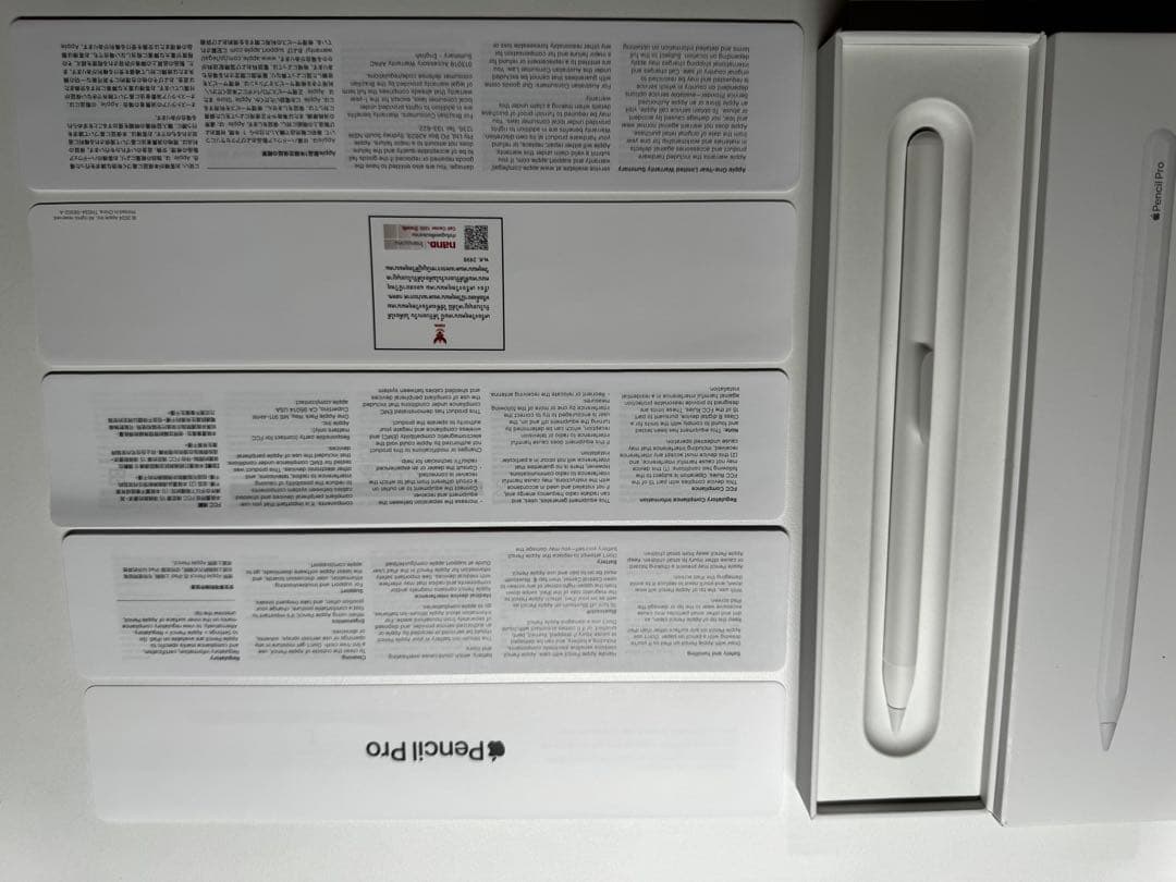 Apple Pencil Pro ホワイト 21,800円