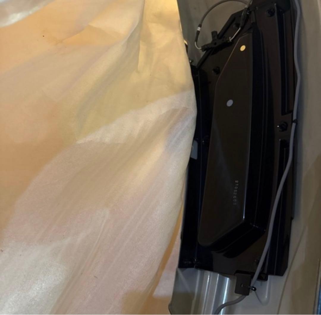 ハリアー60系後期モデリスタ内藤