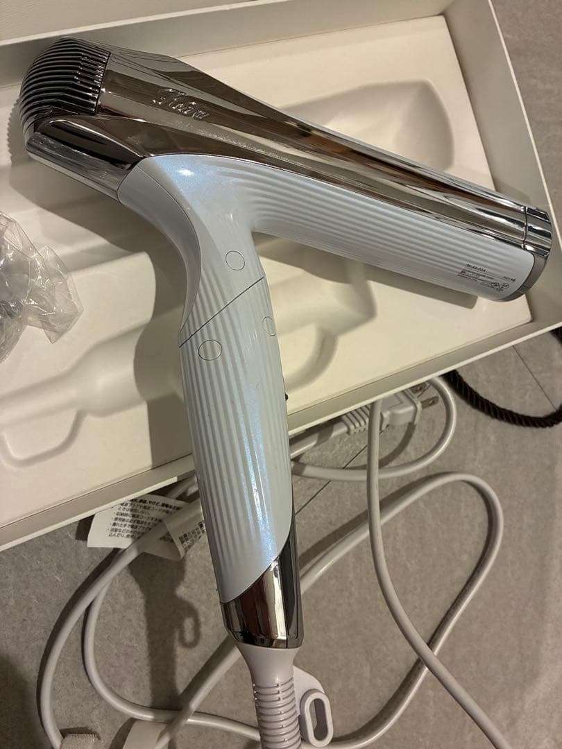 ReFa ヘアドライヤー ホワイト　RE-AN-02