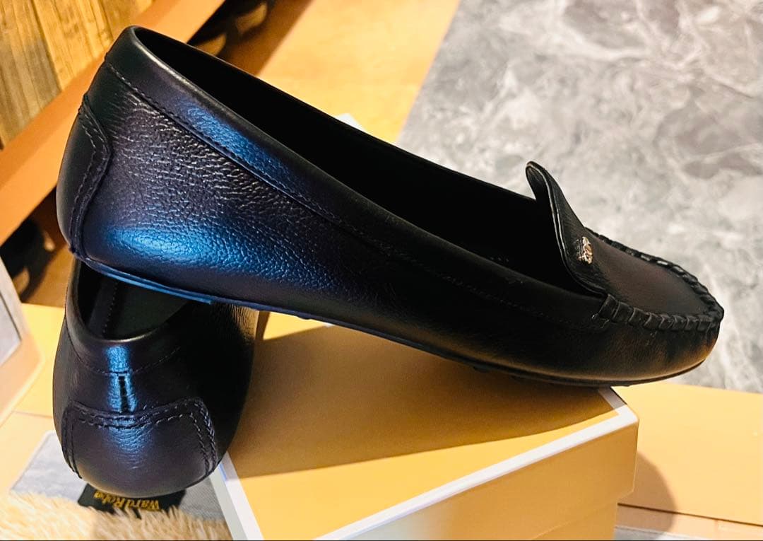 新品未使用　MICHAEL KORS ブラック モカシン