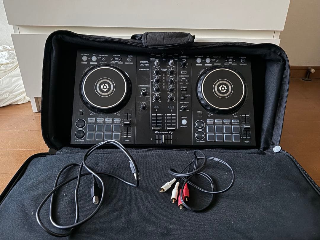 か*し様 Pioneer DDJ-400 ケース付き