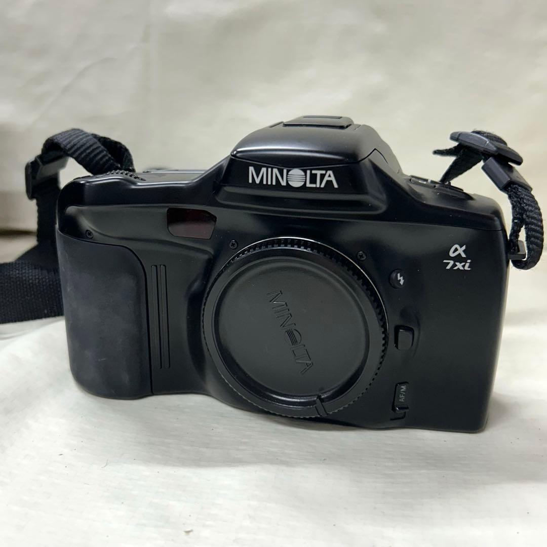 MINOLTA α-7xi 一眼レフカメラ カメラバッグ 付属品他 説明書あり