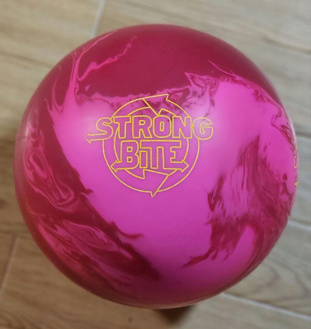 ストロングバイトツアー ボウリングボール 15lbns4oz