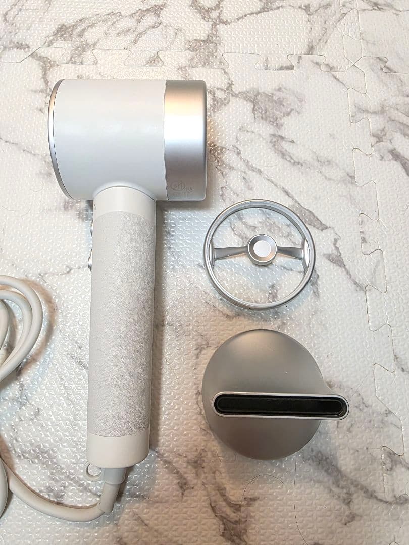 Zuvi ヘアドライヤー