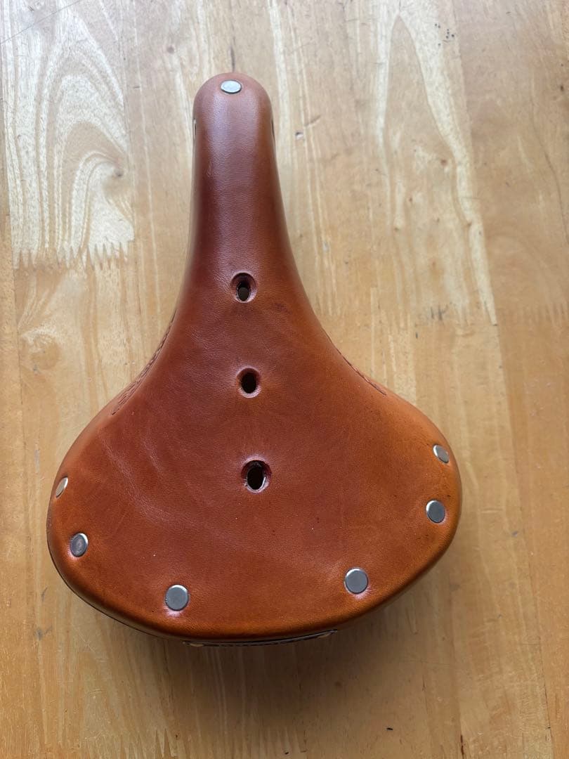 BROOKS B17 ブルックス サドル　ハニー