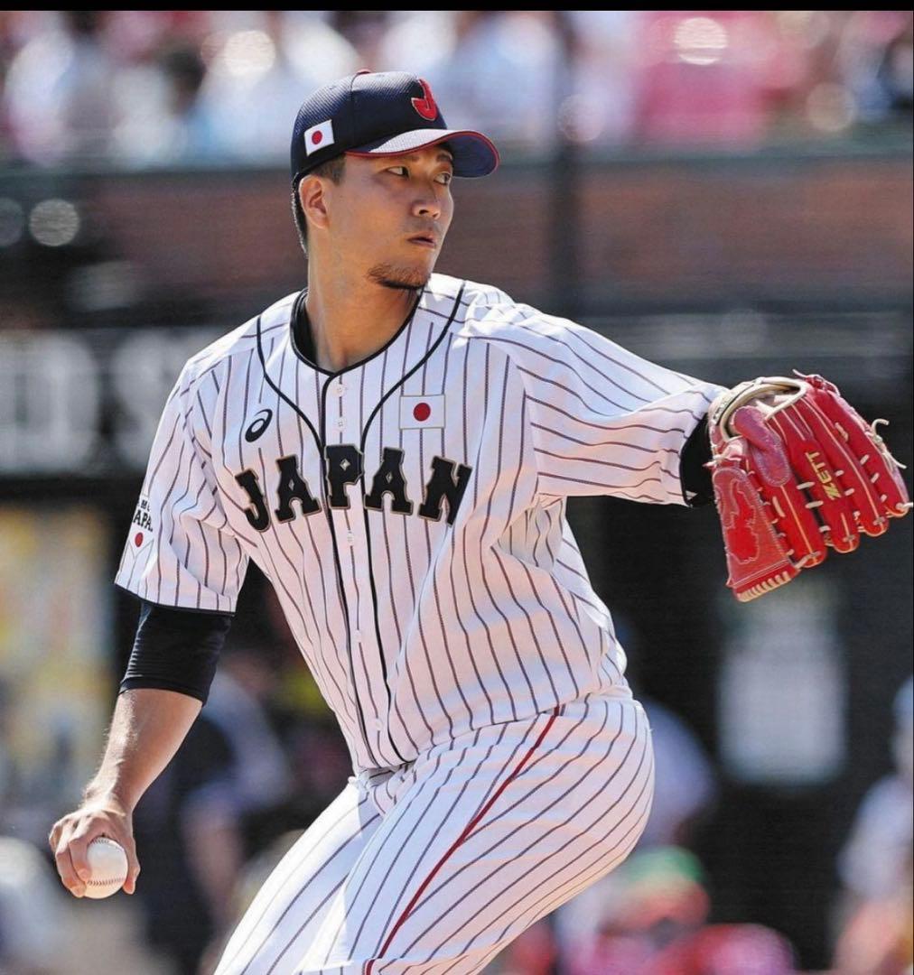 硬式グローブ 赤 右投げ