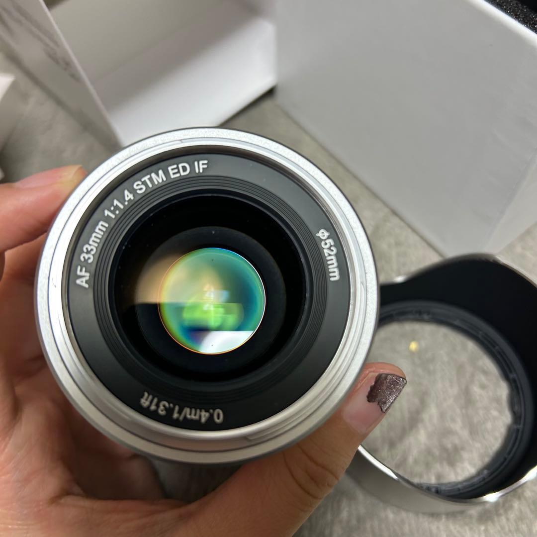 VILTROX AF 33mm F1.4 STM シルバー