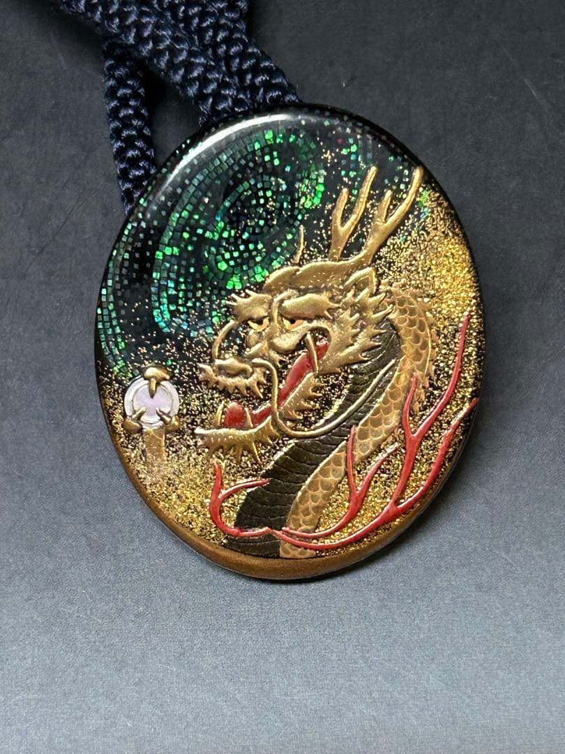 江戸琳派蒔絵師　永真作　昇龍吉祥高蒔絵　江戸鼈甲のループタイ